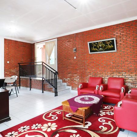 Villa Madani Paragajen Dış mekan fotoğraf